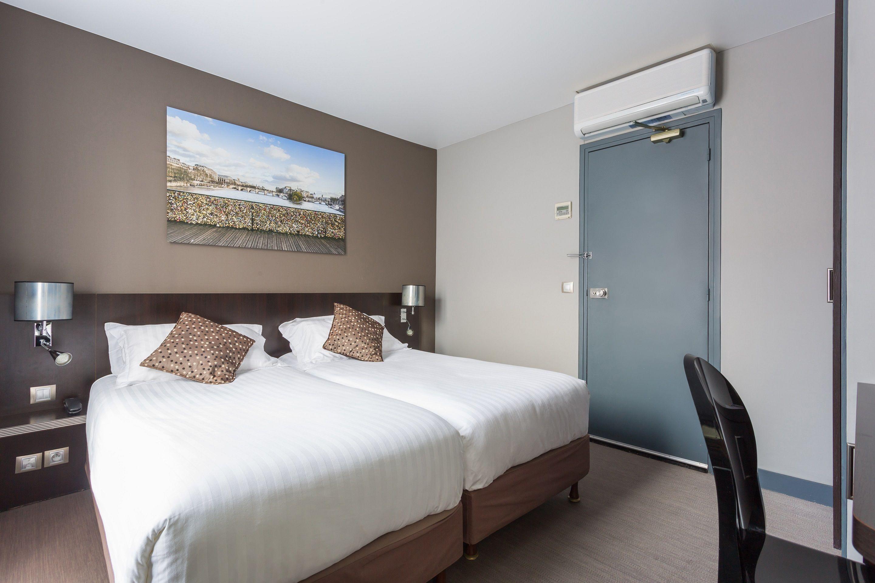 Hotel Logis Jardin De Villiers 3*