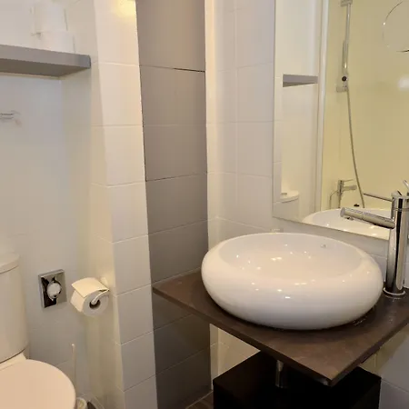 Logis Jardin De Villiers Hotel Parigi